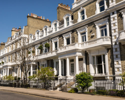Opulent,Terraced,Row,Of,Restored,Elegant,Victorian,Houses